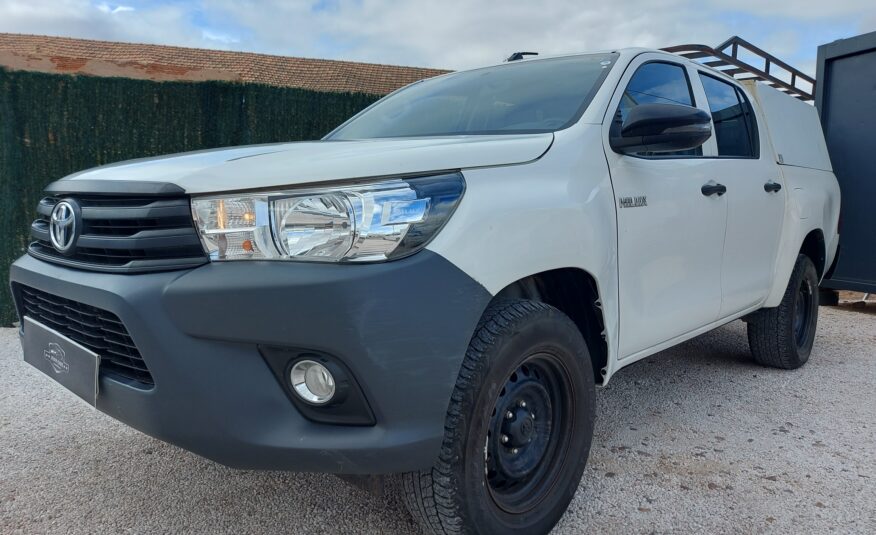 TOYOTA HILUX 2.4D DOBLE CABINA GX