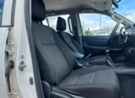 TOYOTA HILUX 2.4D DOBLE CABINA GX