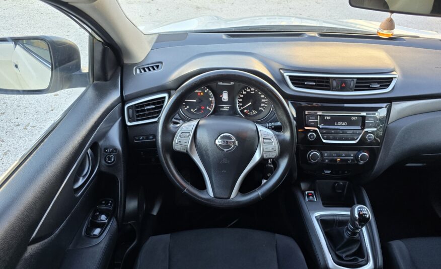NISSAN QASHQAI 1.6DCI VISIA 4X4