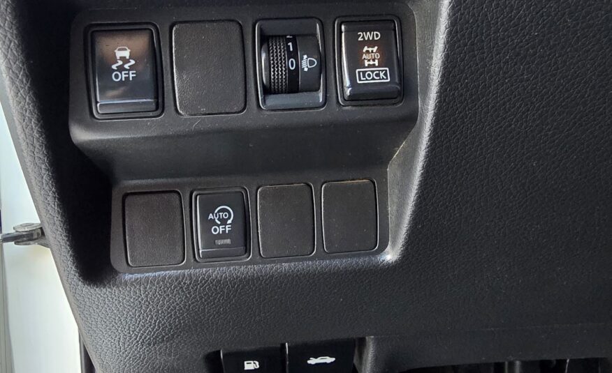 NISSAN QASHQAI 1.6DCI VISIA 4X4